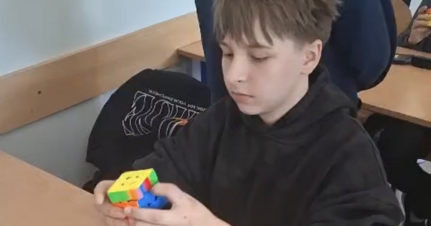 MISTRZ SPEEDCUBINGU - ELIMINACJE SZKOLNE
